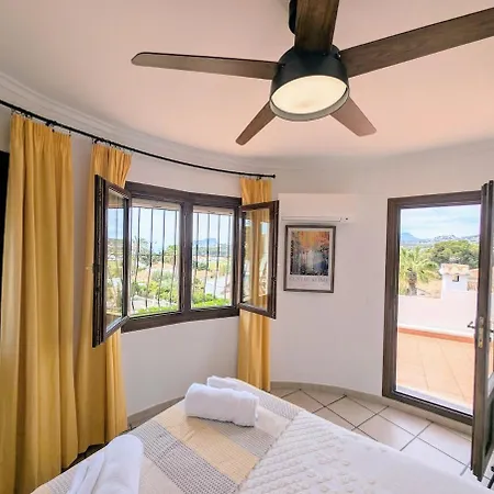 Casa Nella - Pool, Ac, Sea Views, Walk To Willa Moraira